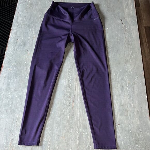 AR-33 Oracle Mid Rise 7/8 Purple Leggings-M - Picture 2 of 9